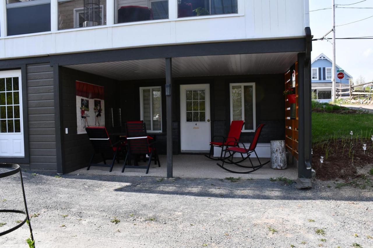 Bed and Breakfast Gite Grand Môment Cabano Exterior foto