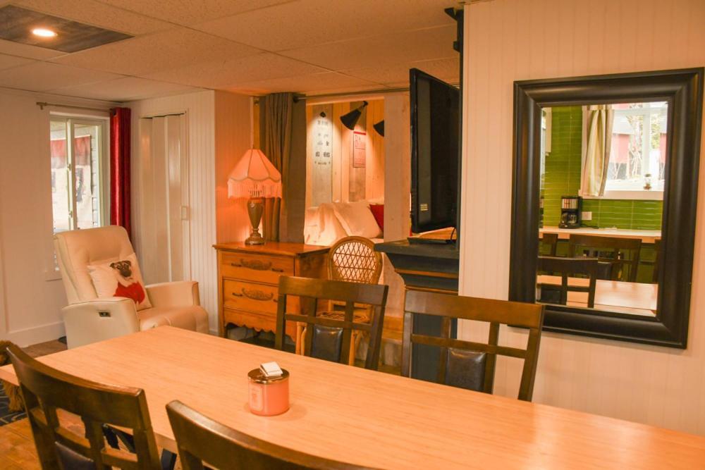 Bed and Breakfast Gite Grand Môment Cabano Exterior foto